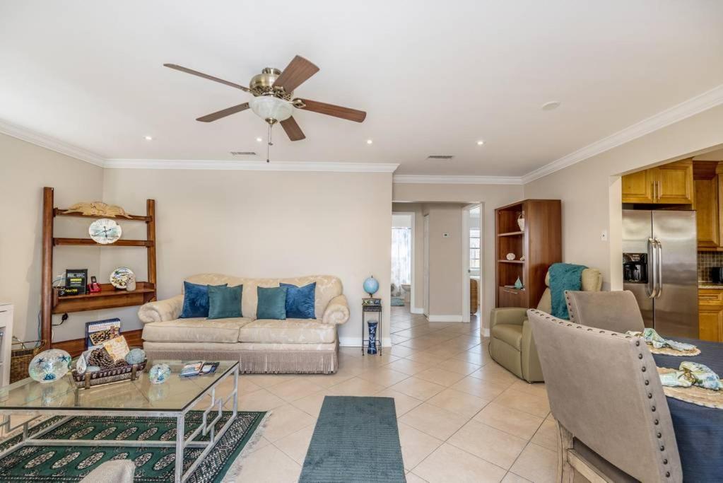 Ocean Vacation Breeze Villa Лантана Екстериор снимка
