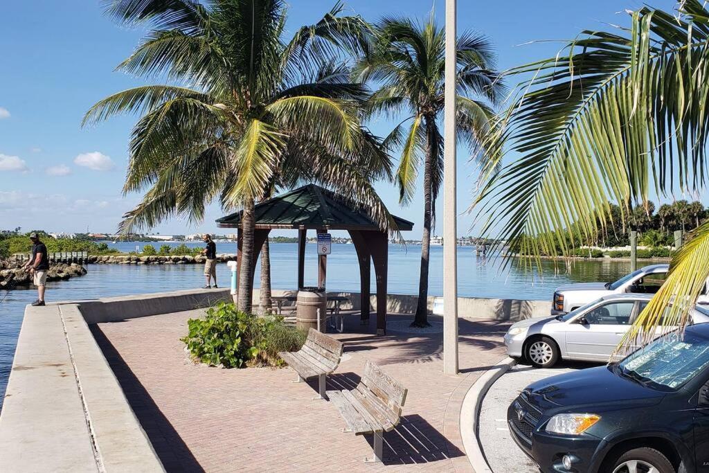 Ocean Vacation Breeze Villa Лантана Екстериор снимка